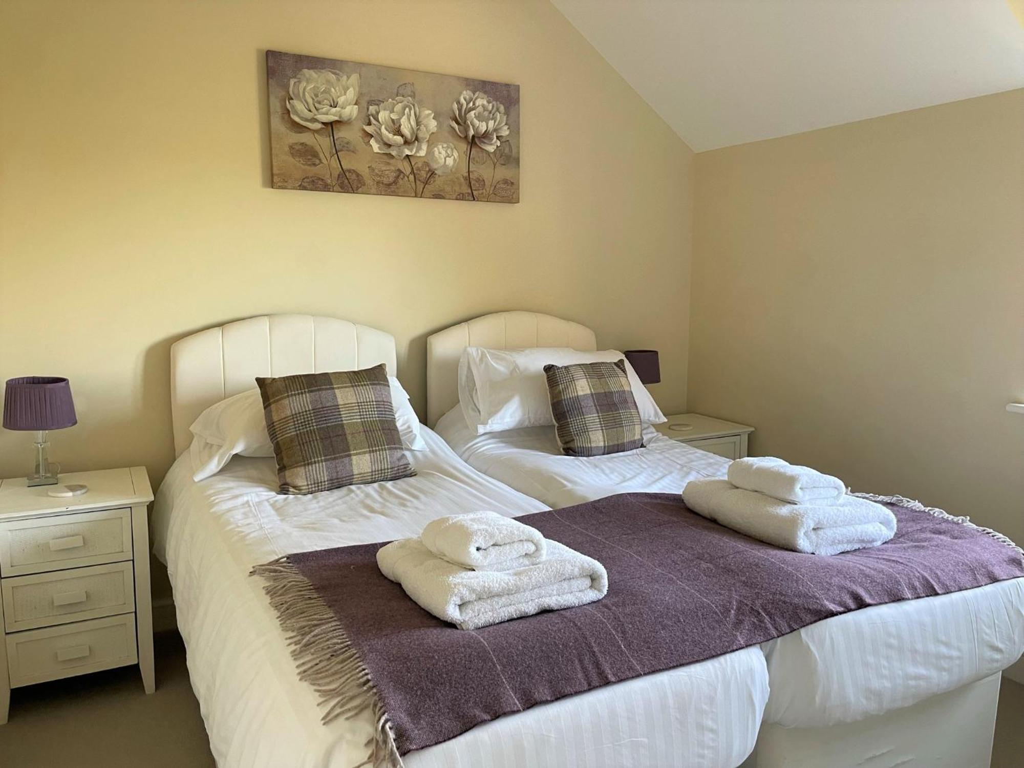 Saltkettle In Blakeney, Sleeping 12 In 5 Bedrooms Blakeney  Exterior foto
