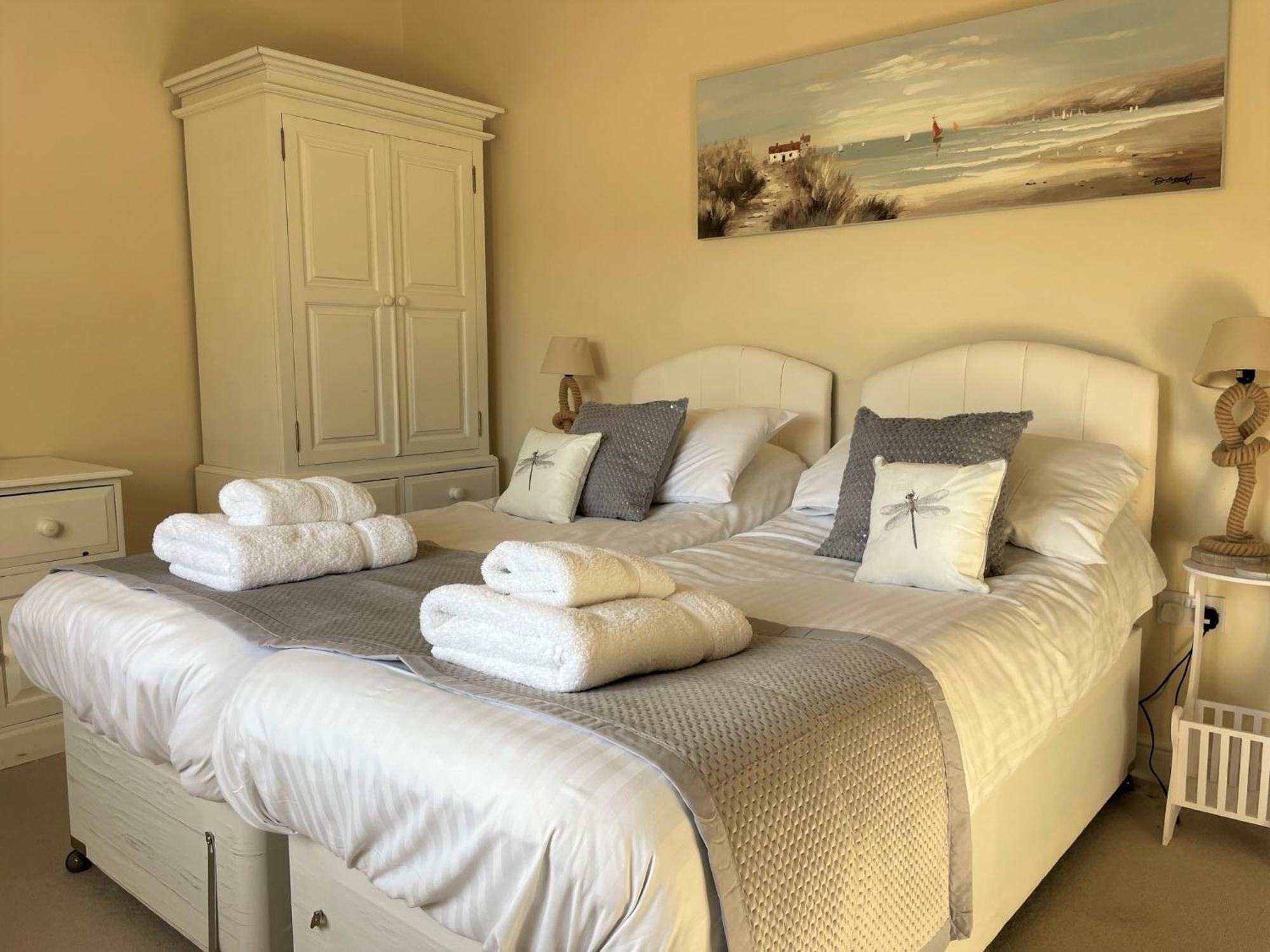 Saltkettle In Blakeney, Sleeping 12 In 5 Bedrooms Blakeney  Exterior foto